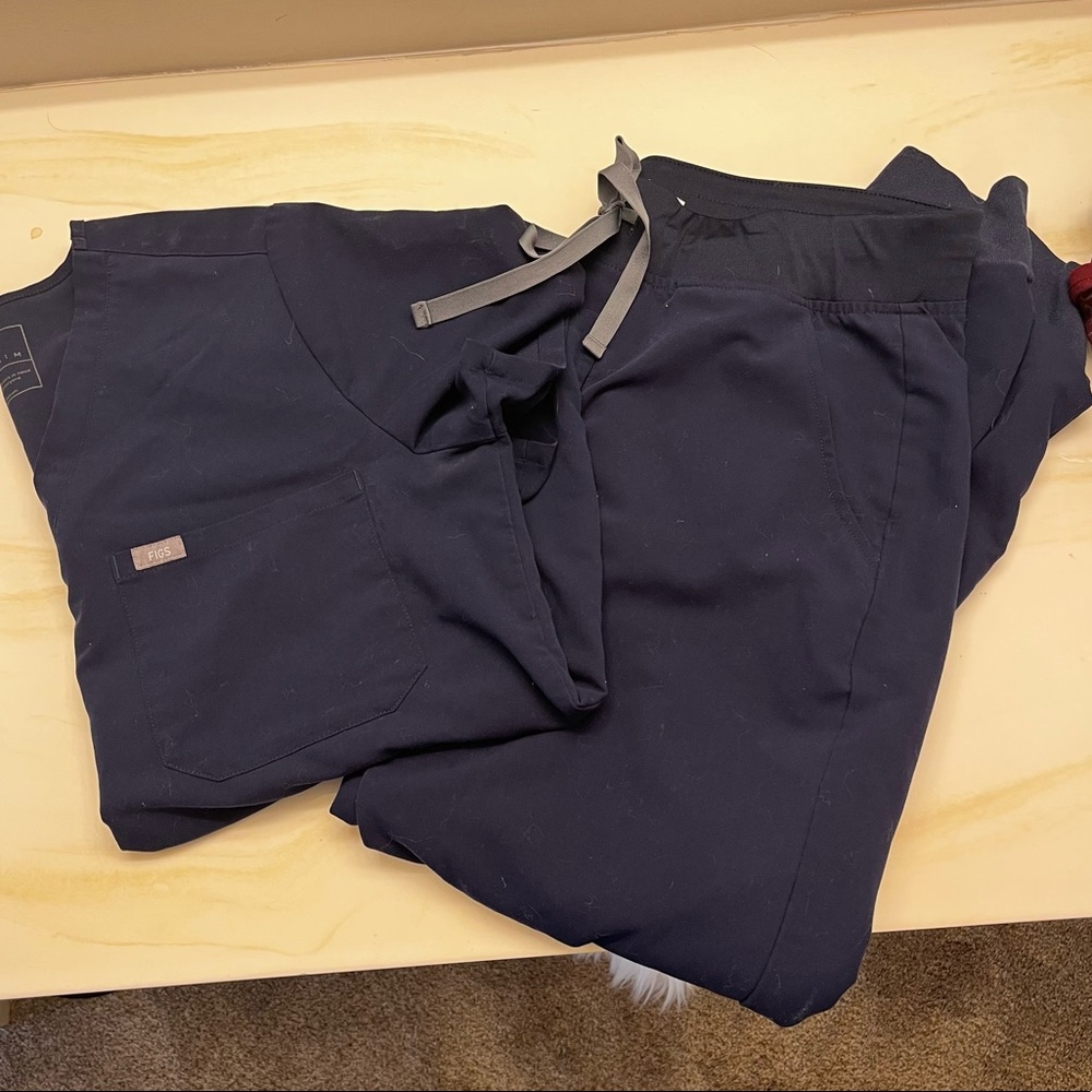 Womens Figs size medium